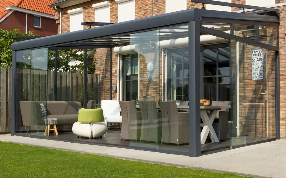 Frameless glass enclosure installation 5