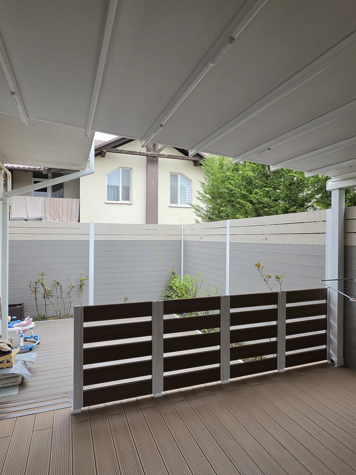 Retractable pergola roof installation 6