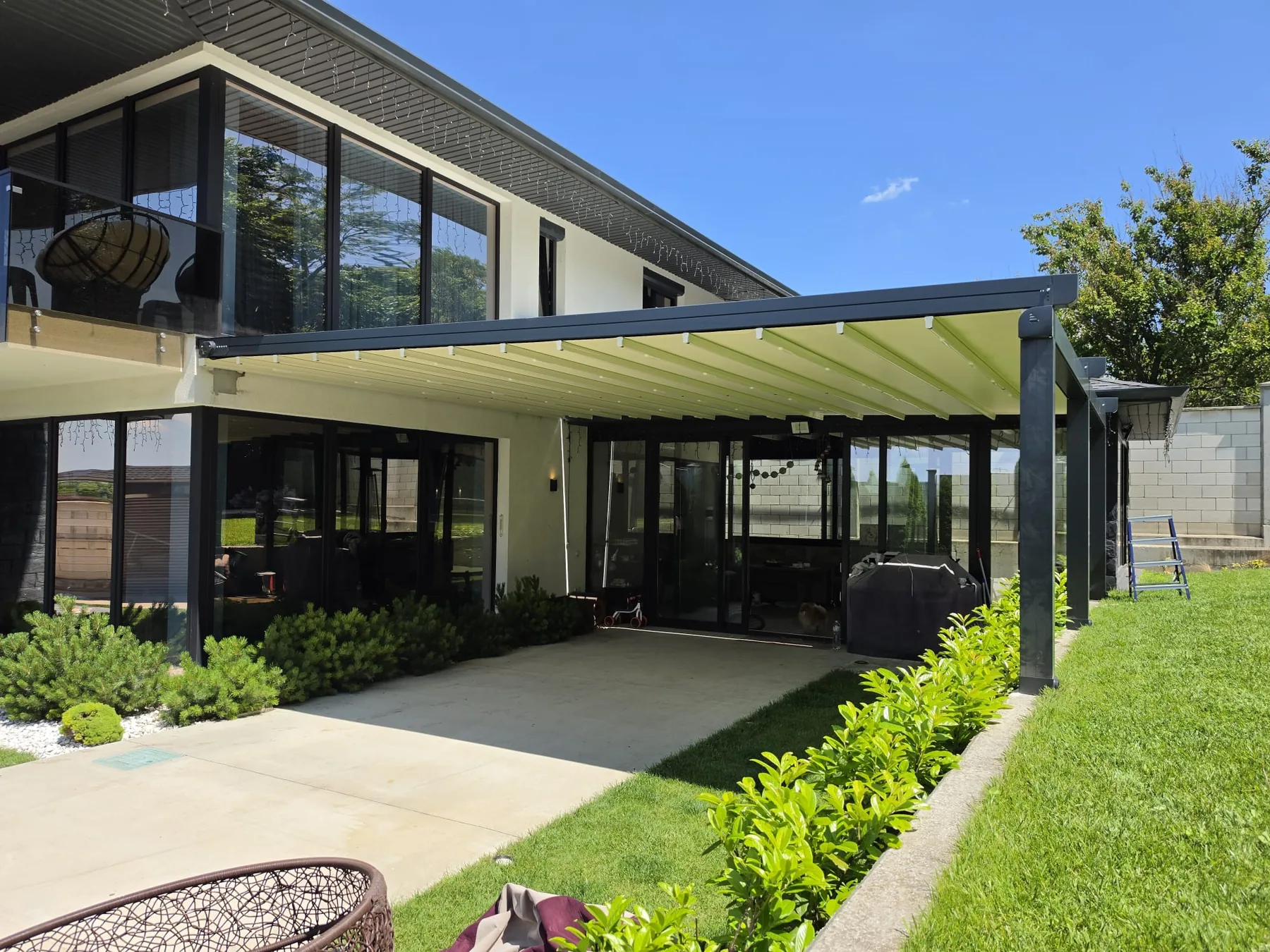 Retractable pergola roof installation 16